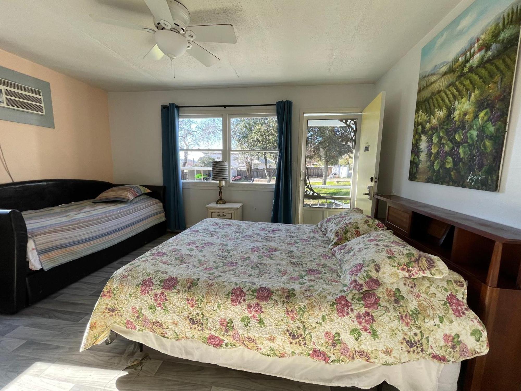Omeo Clearlake Oaks Glenhaven 外观 照片